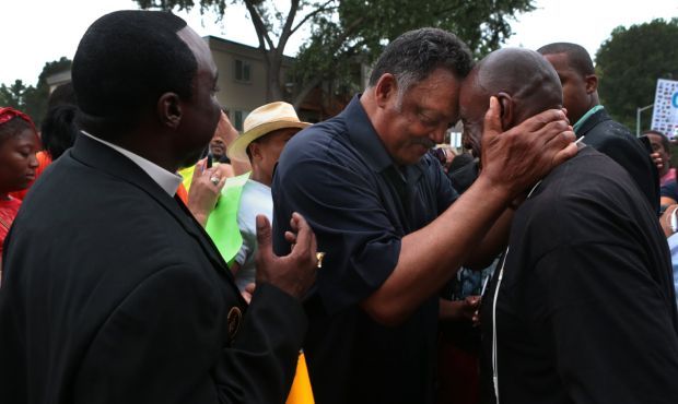 Jesse Jackson visits memorial to Michael Brown